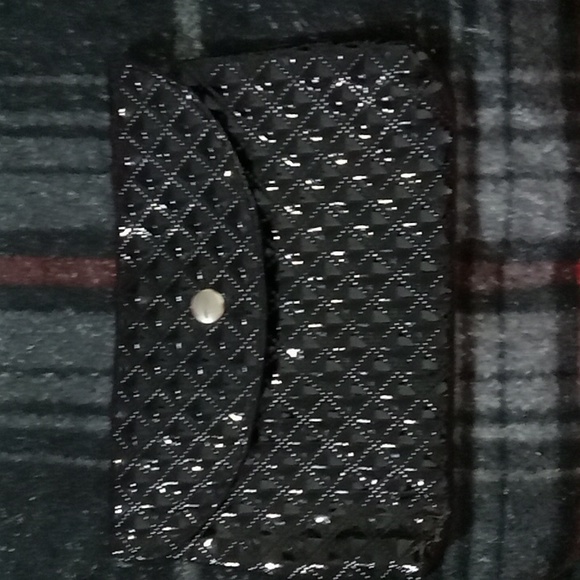 Handbags - Black snap bag